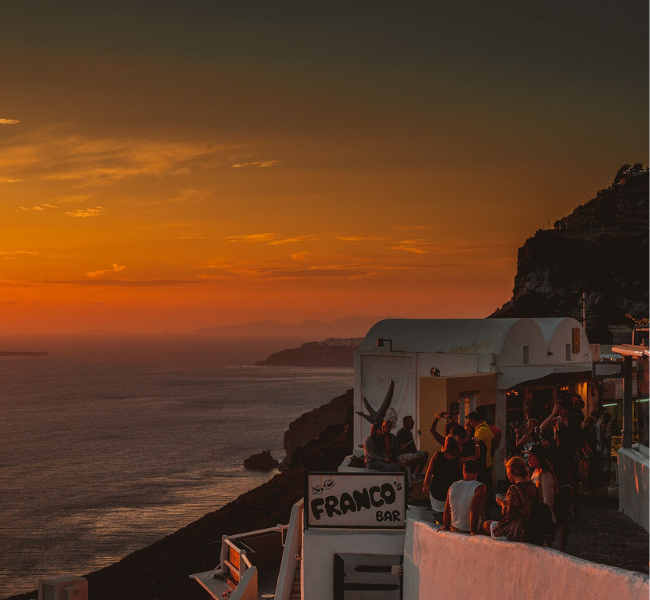 Santorini Nightlife By Ignatios Kourouvasilis/Pixabay